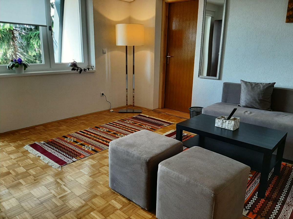 Guesthouse Hill SJJ Exteriér fotografie